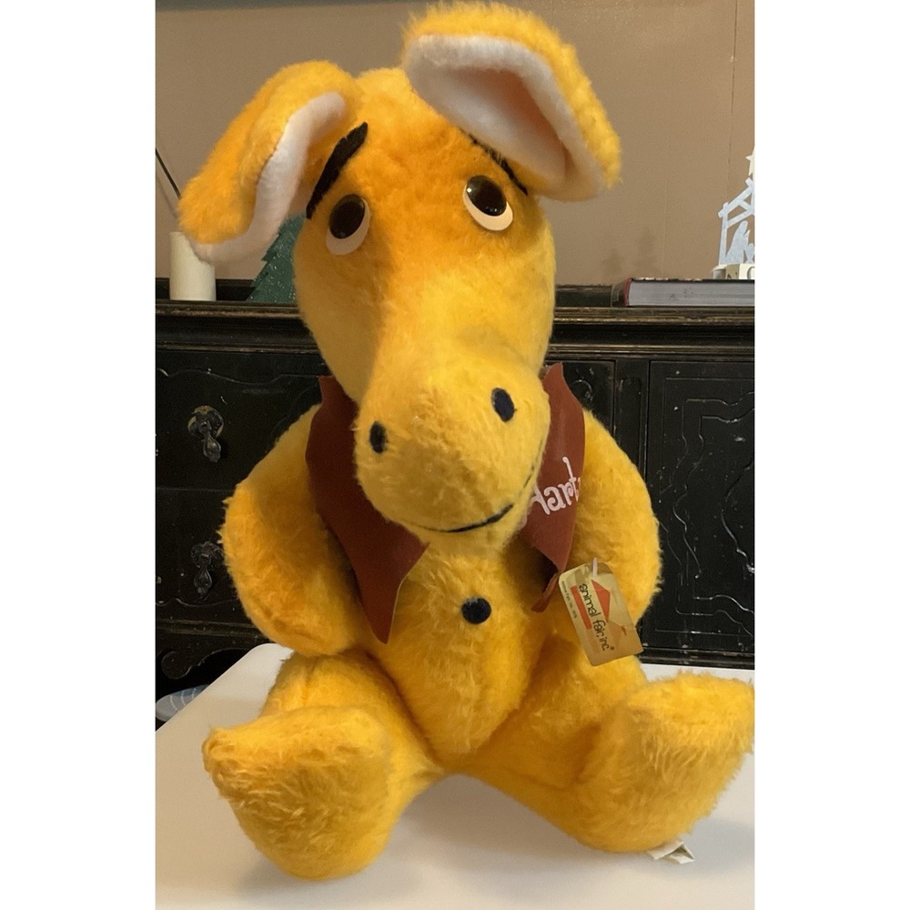 1979 Animal Fair Aarty Ardvark 15" Plush Yellow Red Vest. Vintage 1970's Era